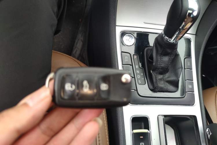 Used Volkswagen Passat 2014 1.8TSI DSG Prestige Edition Vehicle Key