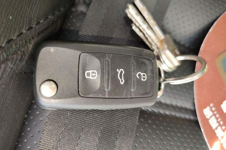 Used Volkswagen Passat 2014 1.8TSI DSG Ultimate Edition Vehicle Key