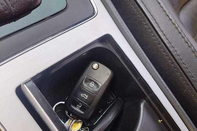 Used Volkswagen Passat 2014 1.8TSI DSG Prestige Edition Vehicle Key