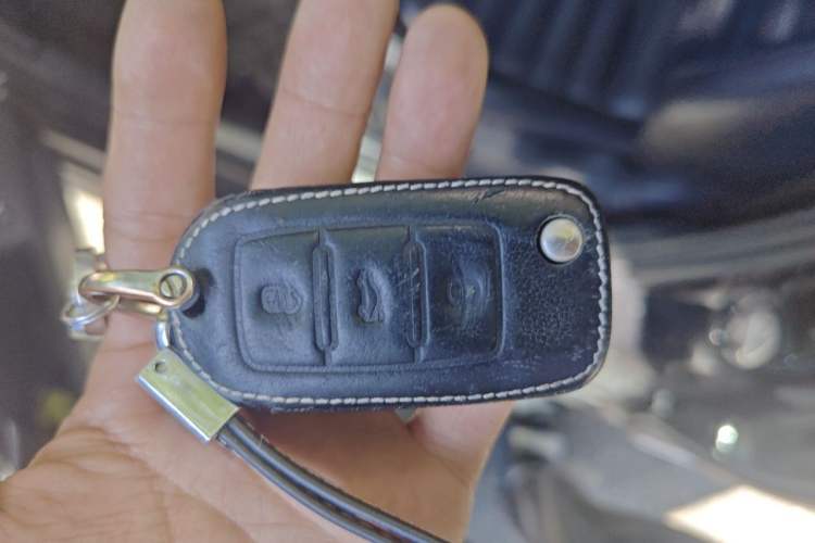 Used Volkswagen Passat 2014 1.8TSI DSG Prestige Navigation Edition Vehicle Key