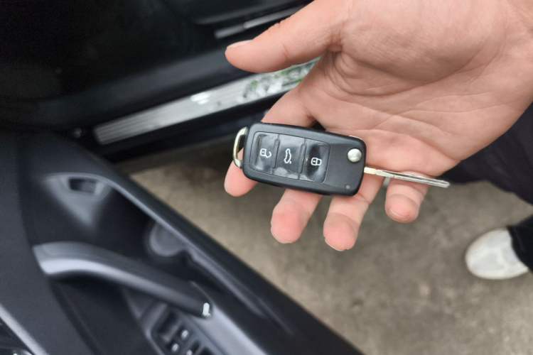 Used Volkswagen Passat 2014 1.8TSI DSG Prestige Edition Vehicle Key
