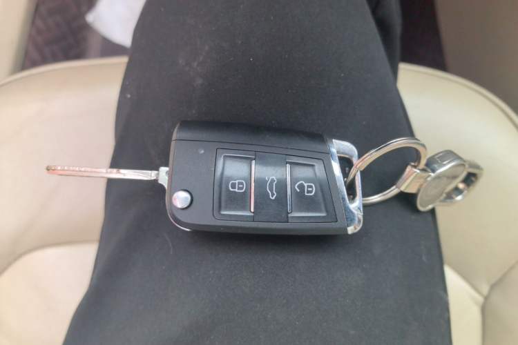 Used Volkswagen Passat 2014 1.8TSI DSG Prestige Edition Vehicle Key