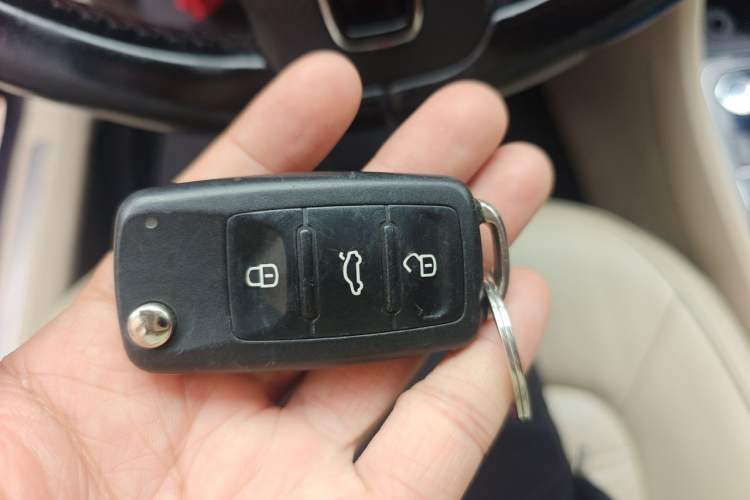 Used Volkswagen Passat 2014 1.8TSI DSG Prestige Edition Vehicle Key