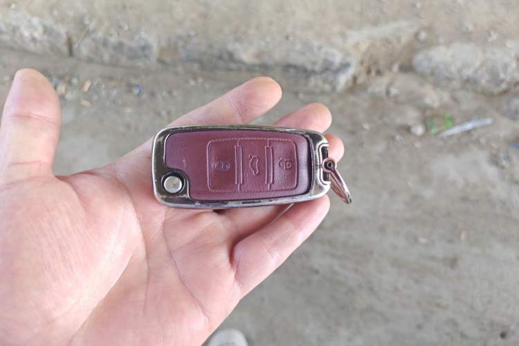 Used Volkswagen Passat 2014 1.8TSI DSG Prestige Navigation Edition Vehicle Key