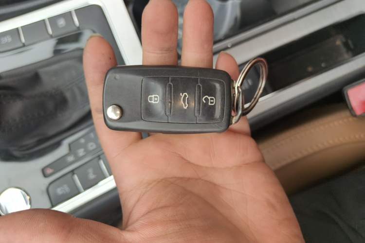 Used Volkswagen Passat 2014 1.8TSI DSG Prestige Edition Vehicle Key