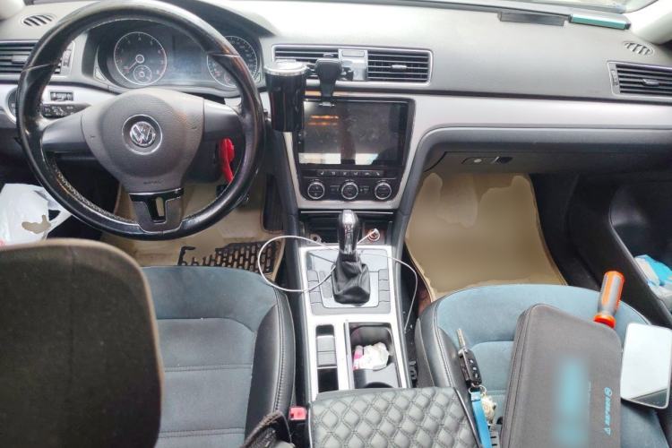 Used Volkswagen Passat 2014 1.4TSI DSG BlueMotion Technology Edition Center Console