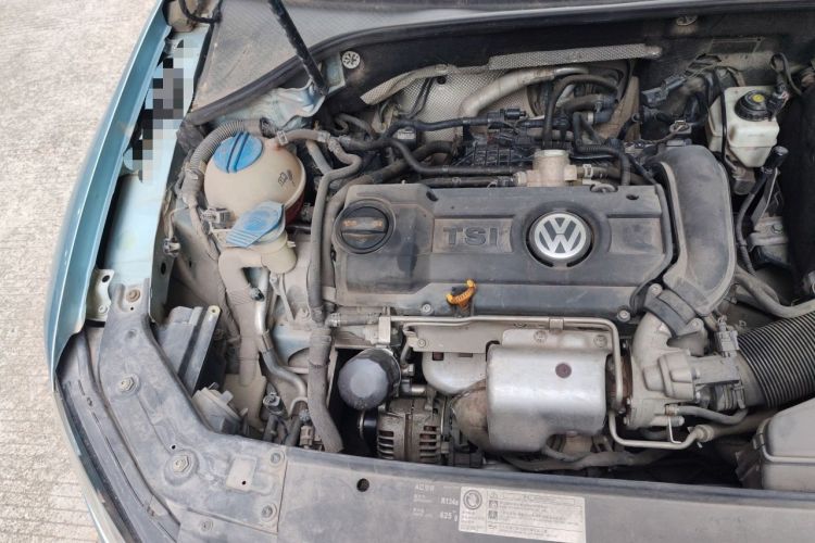 Used Volkswagen Passat 2014 1.4TSI DSG BlueMotion Technology Edition Engine Bay Right