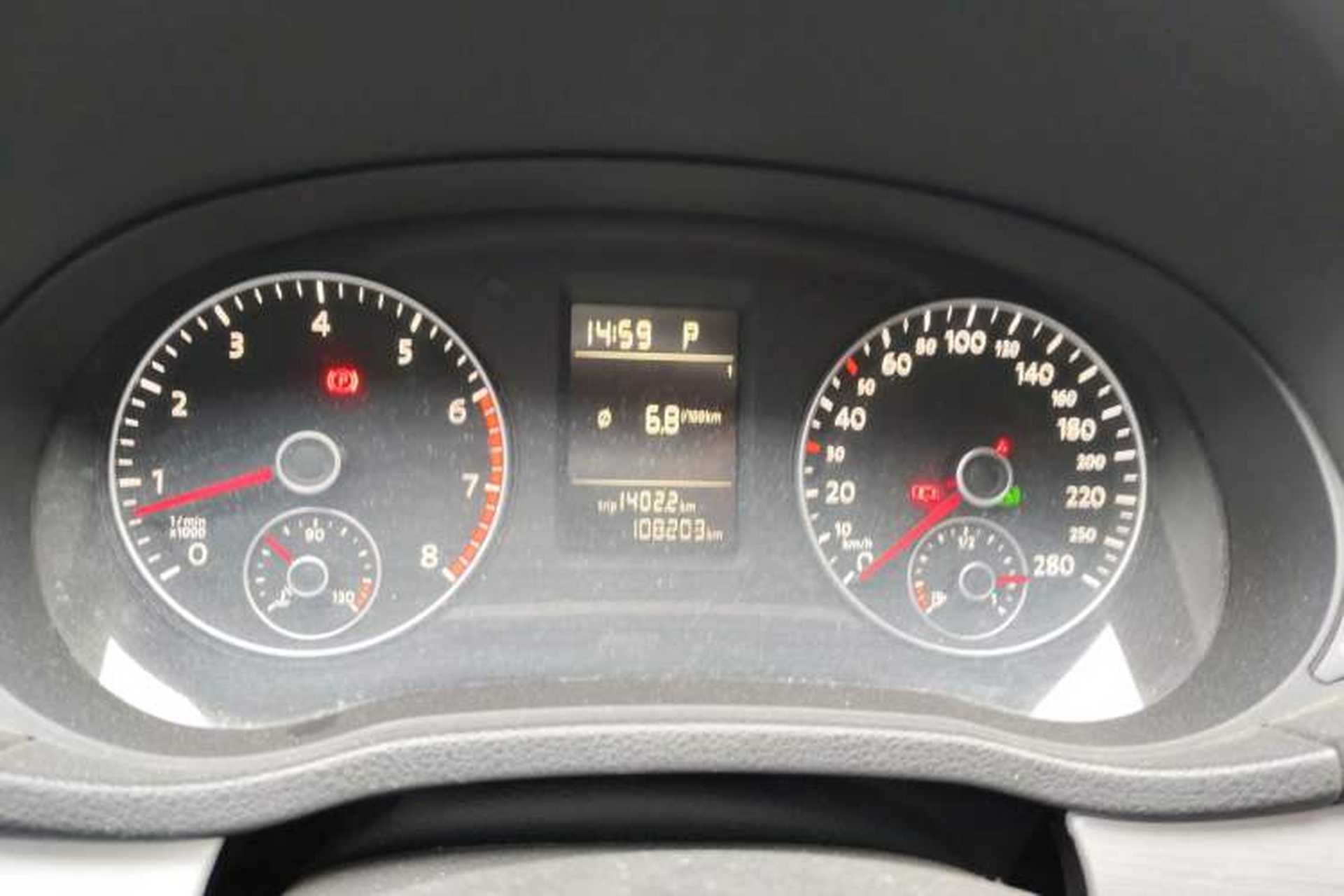 Used Volkswagen Passat 2014 1.4TSI DSG BlueMotion Technology Edition Instrument Cluster