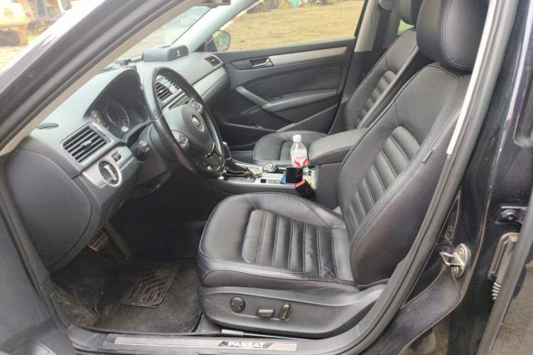 Used Volkswagen Passat 2014 1.8TSI DSG Prestige Edition Left Front Seat