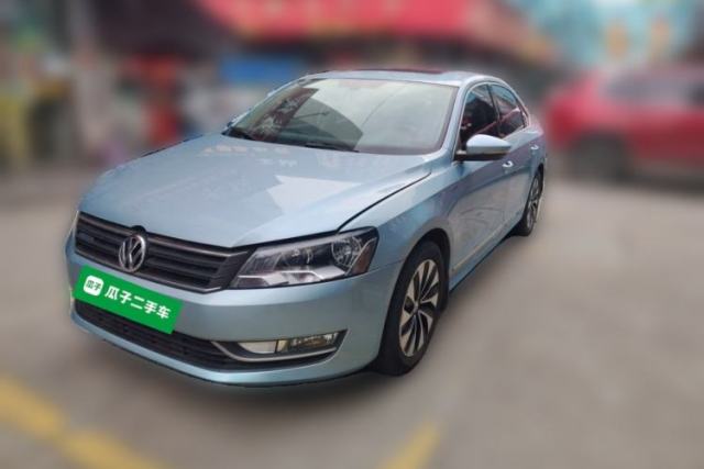 Ojetý Volkswagen Passat 2014 1.4TSI DSG BlueMotion Technology Edition