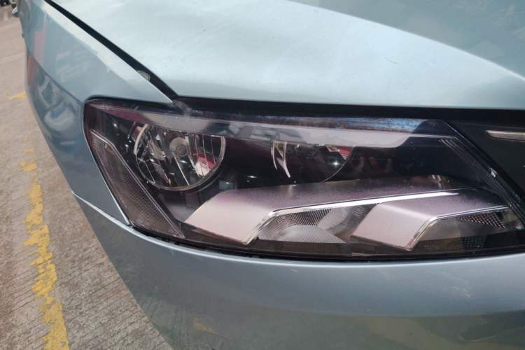 Used Volkswagen Passat 2014 1.4TSI DSG BlueMotion Technology Edition Right Front Headlight