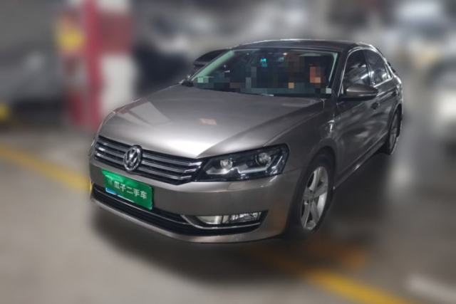 Ojetý Volkswagen Passat 2014 1.8TSI DSG Prestige Edition