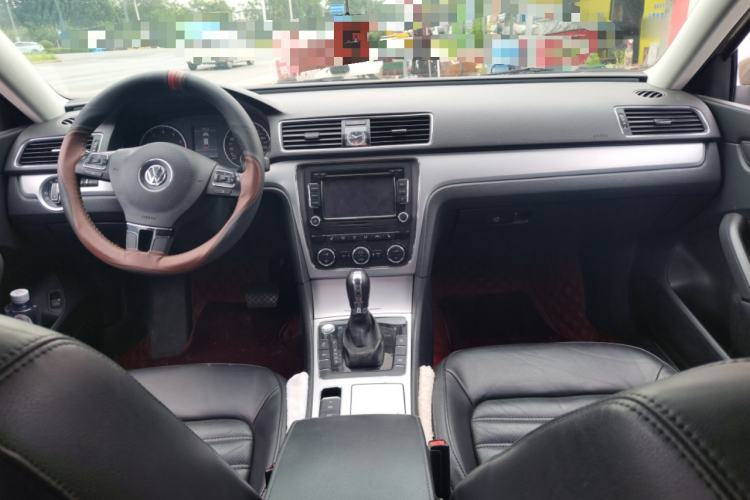 Used Volkswagen Passat 2014 1.8TSI DSG Prestige Edition Center Console