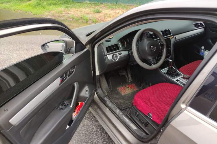 Used Volkswagen Passat 2014 1.8TSI DSG Prestige Edition Driver Seat