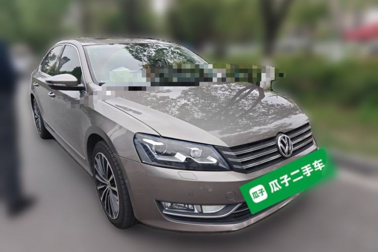 Used Volkswagen Passat 2014 2.0 TSI DSG Prestige Navigation Edition Front Right 45 Deg