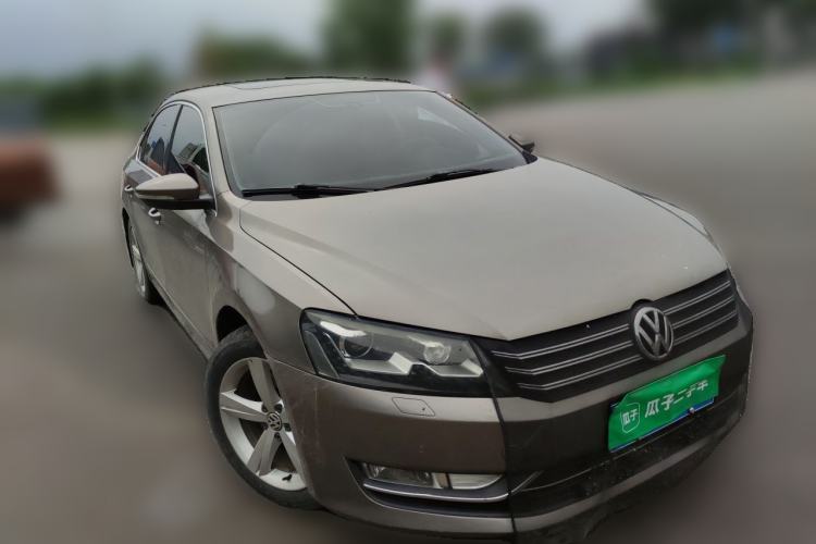 Used Volkswagen Passat 2014 1.8TSI DSG Prestige Edition Front Right 45 Deg