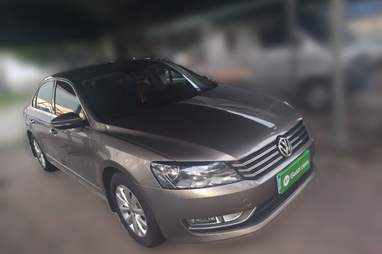 Used Volkswagen Passat 2014 1.8TSI DSG Prestige Edition Front Right 45 Deg