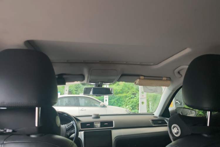 Used Volkswagen Passat 2014 1.8TSI DSG Prestige Edition Headliner