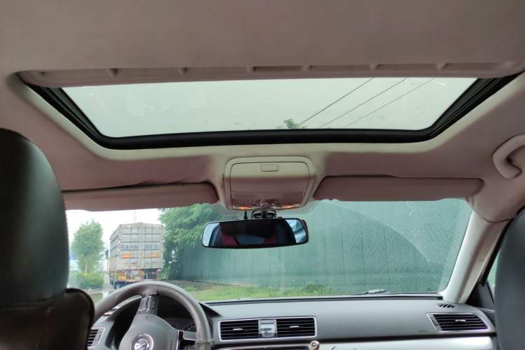 Used Volkswagen Passat 2014 1.8TSI DSG Prestige Edition Headliner
