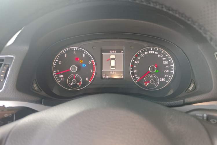 Used Volkswagen Passat 2014 1.8TSI DSG Prestige Edition Instrument Cluster