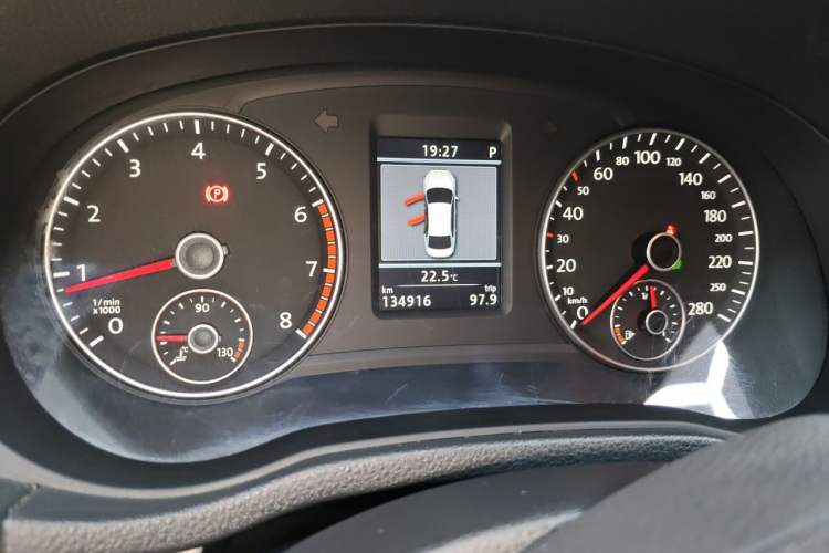 Used Volkswagen Passat 2014 1.8TSI DSG Prestige Navigation Edition Instrument Cluster