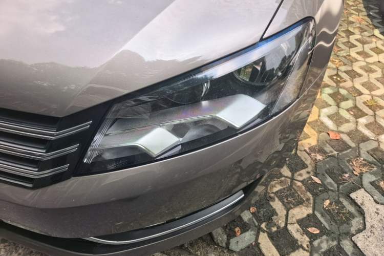 Used Volkswagen Passat 2014 1.8TSI DSG Prestige Edition Left Front Headlight