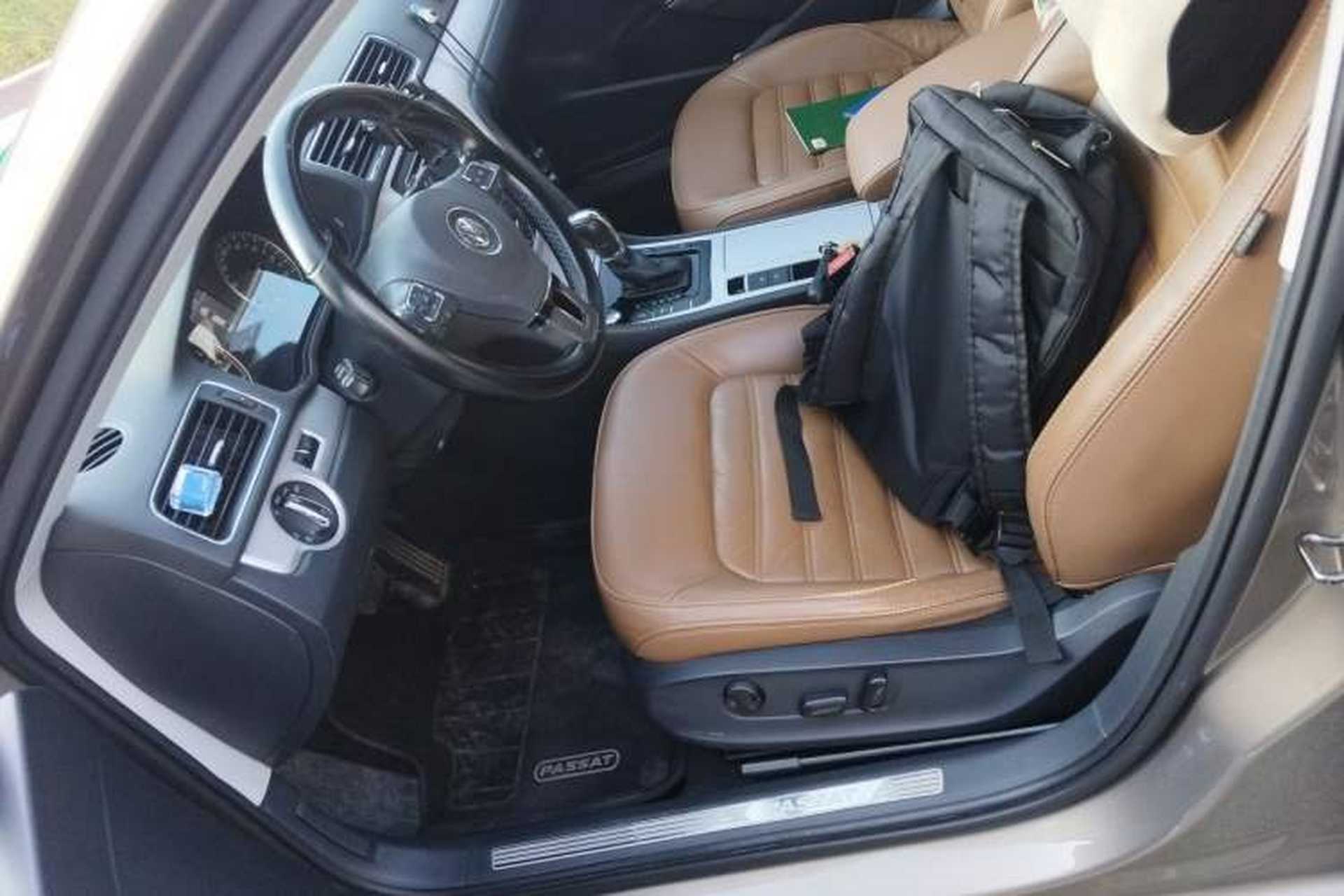 Used Volkswagen Passat 2014 2.0 TSI DSG Prestige Navigation Edition Left Front Seat