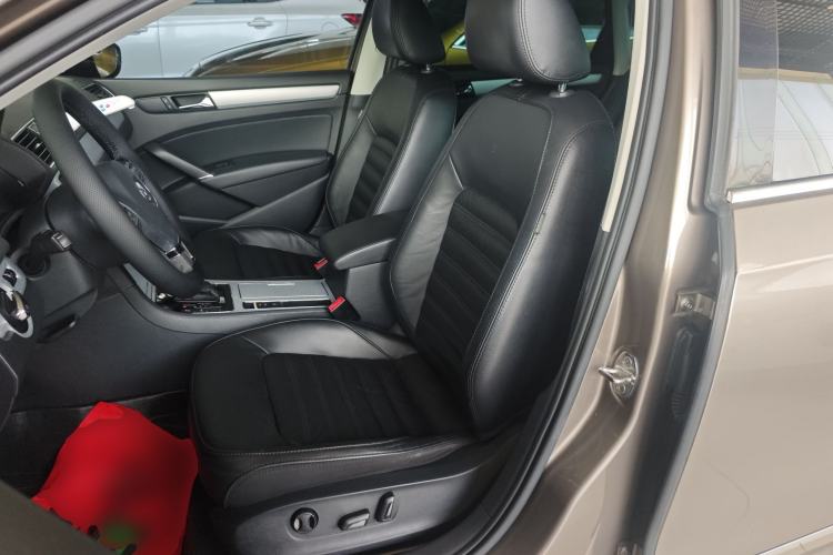 Used Volkswagen Passat 2014 1.8TSI DSG Prestige Edition Left Front Seat