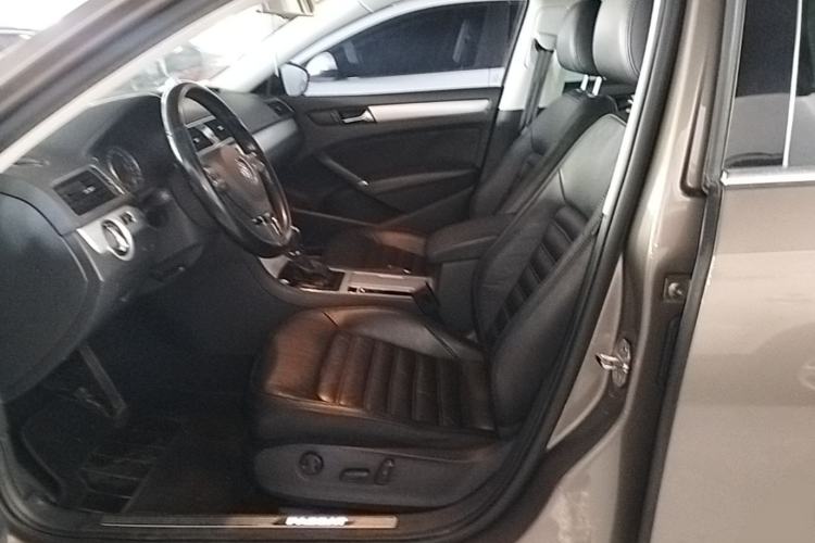 Used Volkswagen Passat 2014 1.8TSI DSG Prestige Edition Left Front Seat