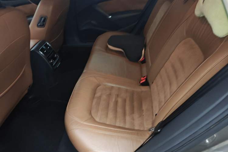 Used Volkswagen Passat 2014 2.0 TSI DSG Prestige Navigation Edition Left Rear Seat
