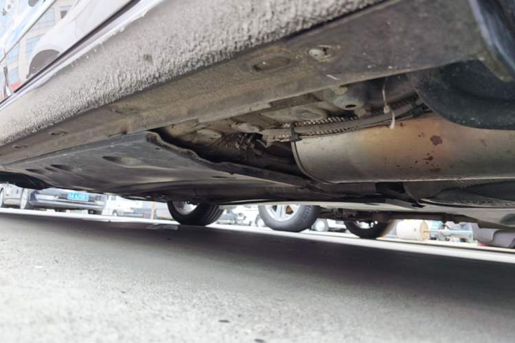 Used Volkswagen Passat 2014 1.8TSI DSG Ultimate Edition Left Side Sill