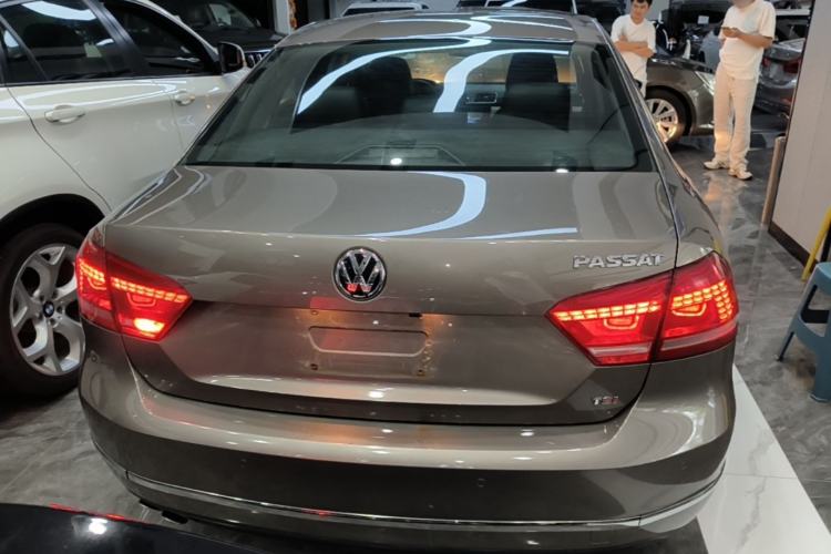 Used Volkswagen Passat 2014 1.8TSI DSG Prestige Edition Rear