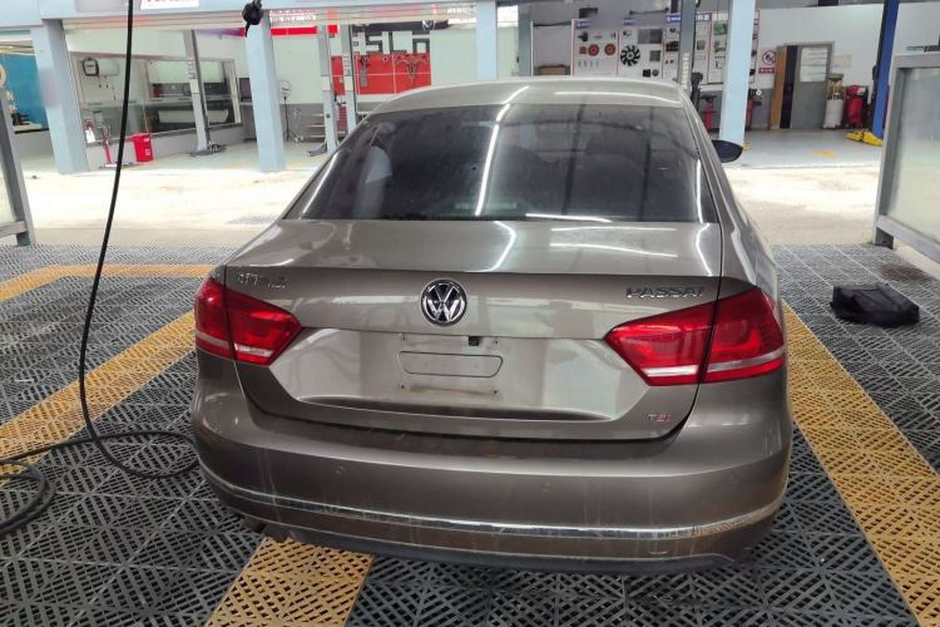 Used Volkswagen Passat 2014 1.8TSI DSG Luxury Edition Rear
