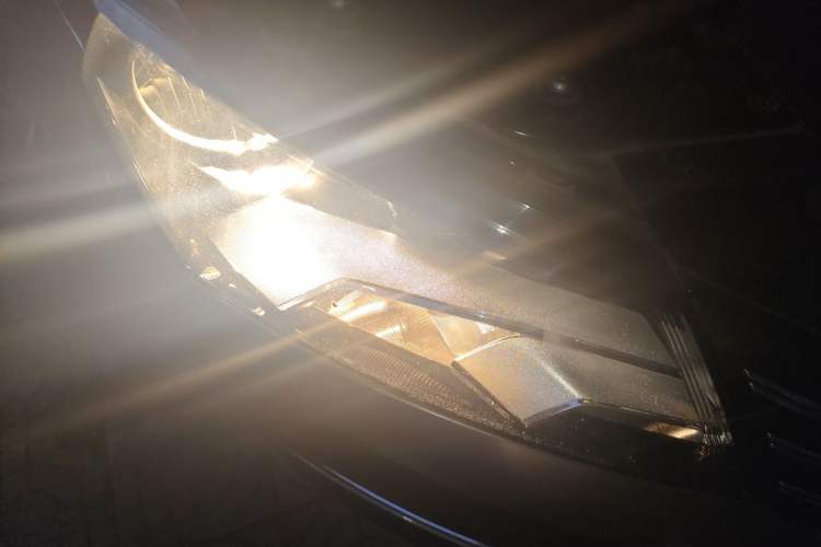 Used Volkswagen Passat 2014 1.8TSI DSG Prestige Edition Right Front Headlight