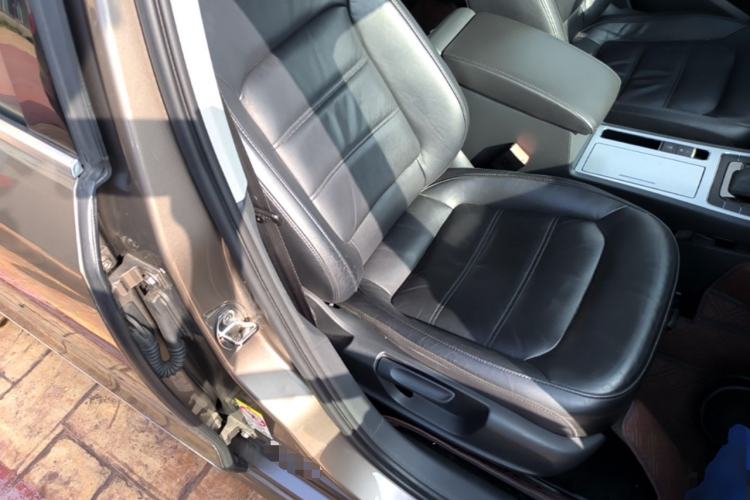 Used Volkswagen Passat 2014 1.8TSI DSG Prestige Edition Right Front Seat