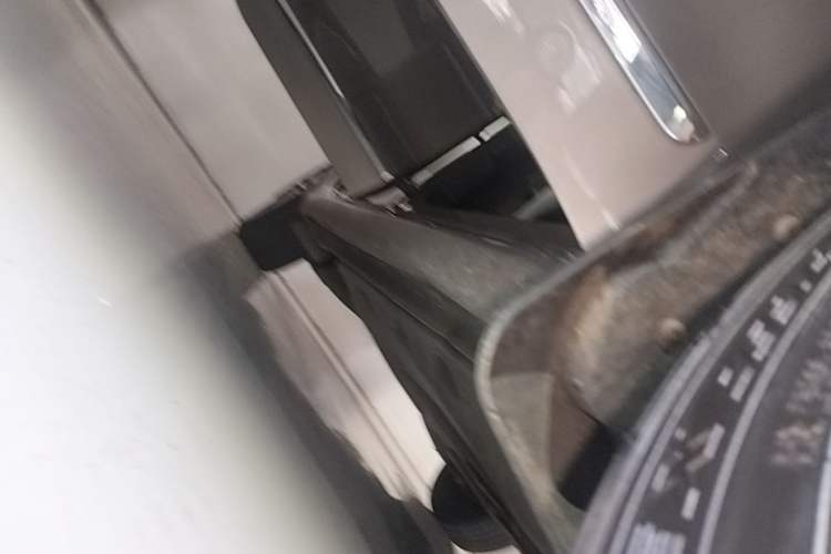 Used Volkswagen Passat 2014 1.8TSI DSG Prestige Edition Right Side Sill