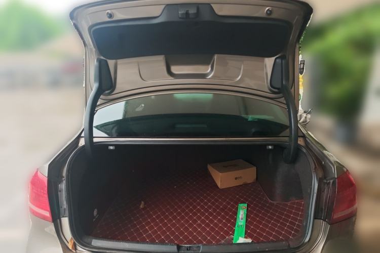Used Volkswagen Passat 2014 1.8TSI DSG Prestige Edition Trunk