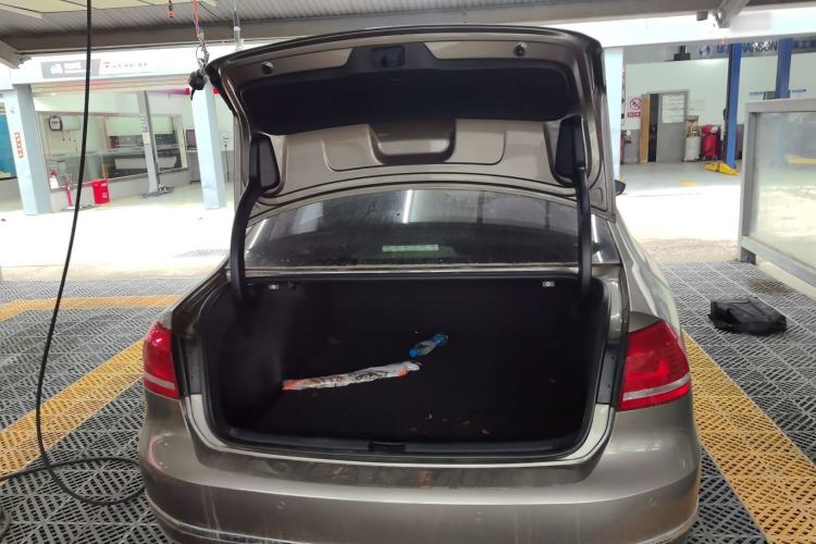 Used Volkswagen Passat 2014 1.8TSI DSG Luxury Edition Trunk