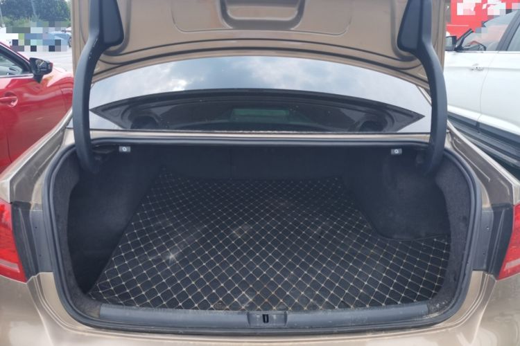 Used Volkswagen Passat 2014 1.8TSI DSG Prestige Edition Trunk