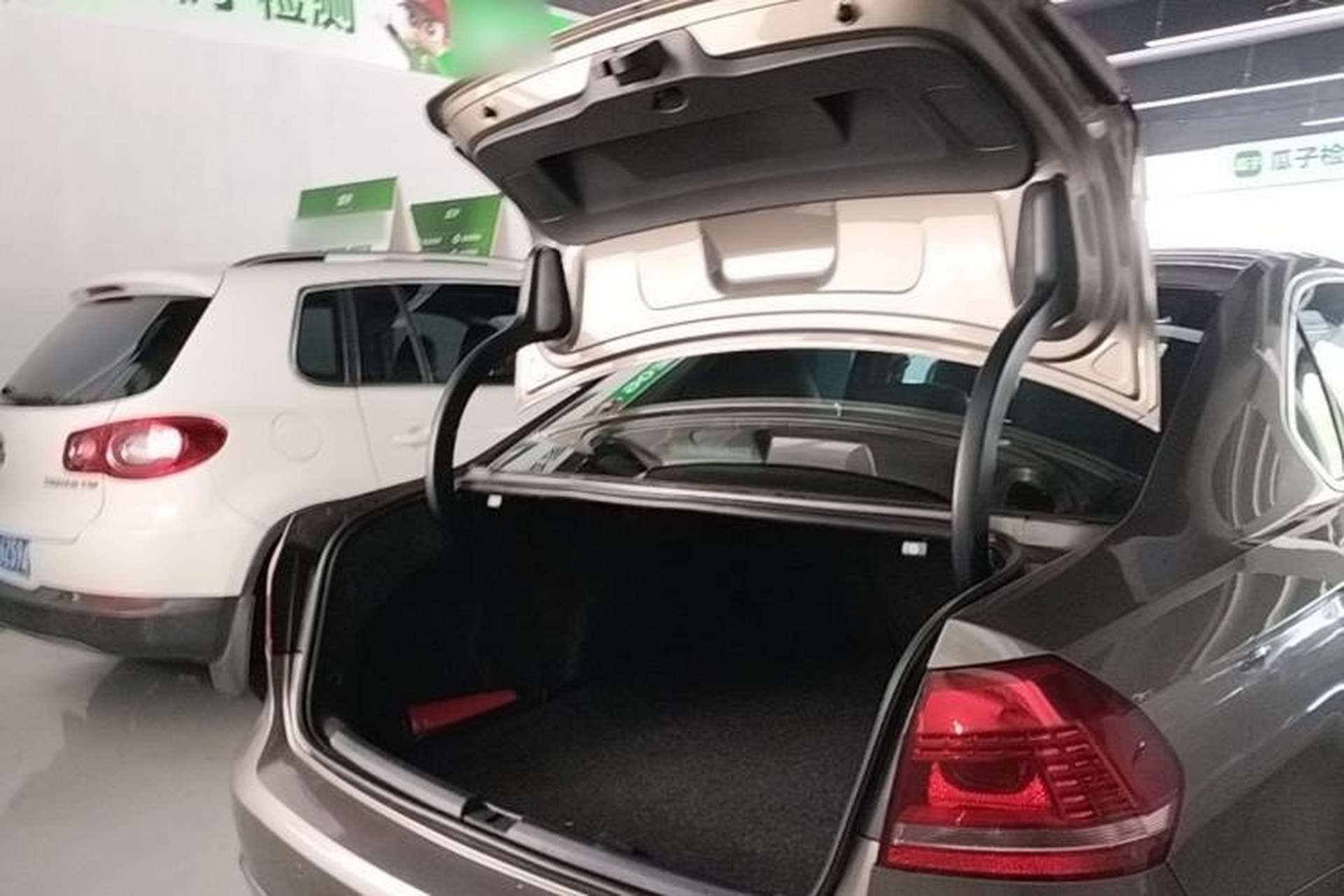 Used Volkswagen Passat 2014 1.8TSI DSG Prestige Edition Trunk