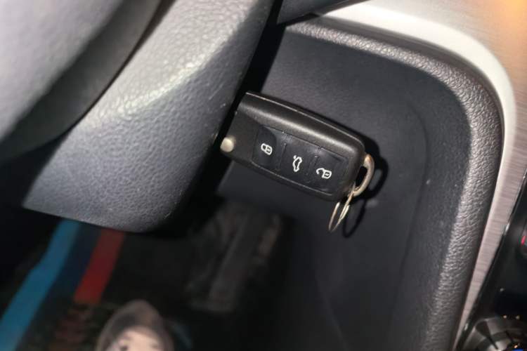 Used Volkswagen Passat 2014 1.8TSI DSG Prestige Edition Vehicle Key