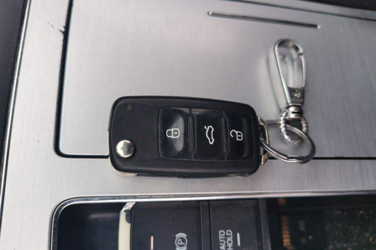 Used Volkswagen Passat 2014 1.8TSI DSG Prestige Edition Vehicle Key