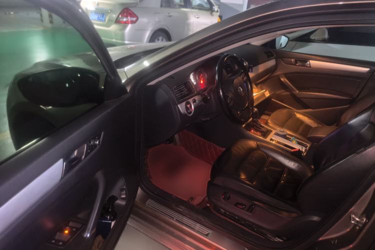 Used Volkswagen Passat 2014 1.8TSI DSG Prestige Edition Driver Seat