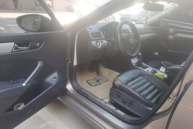 Used Volkswagen Passat 2014 1.8TSI DSG Prestige Edition Driver Seat