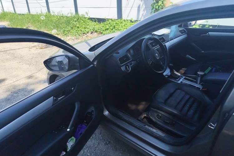 Used Volkswagen Passat 2014 2.0 TSI DSG Prestige Edition Driver Seat