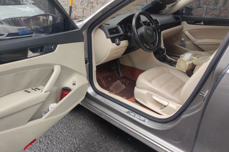 Used Volkswagen Passat 2014 1.8TSI DSG Prestige Edition Driver Seat