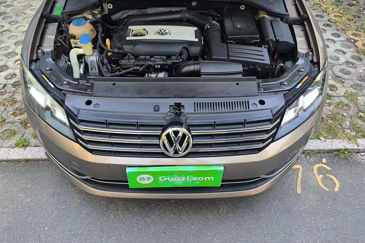 Used Volkswagen Passat 2014 1.8TSI DSG Prestige Edition Engine Bay