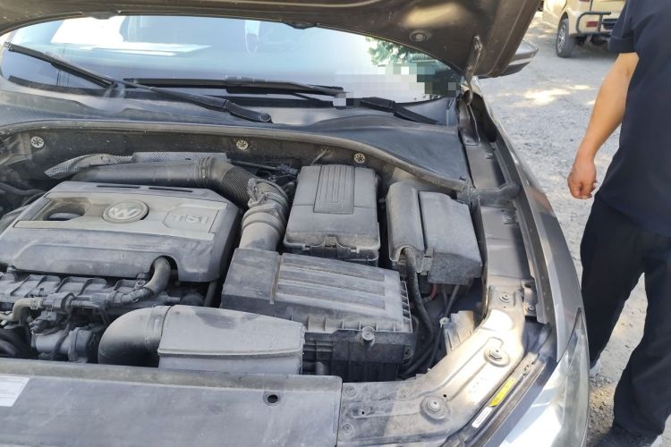Used Volkswagen Passat 2014 2.0 TSI DSG Prestige Edition Engine Bay Left