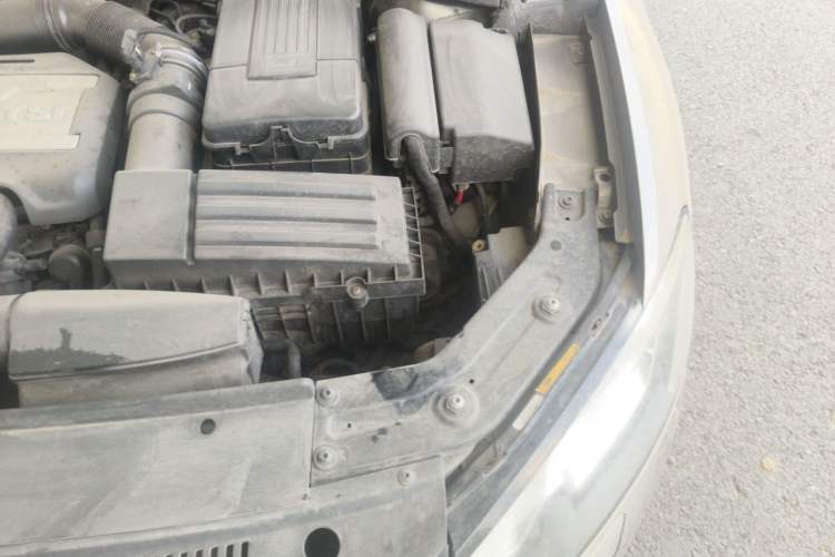 Used Volkswagen Passat 2014 1.8TSI DSG Prestige Edition Engine Bay Left