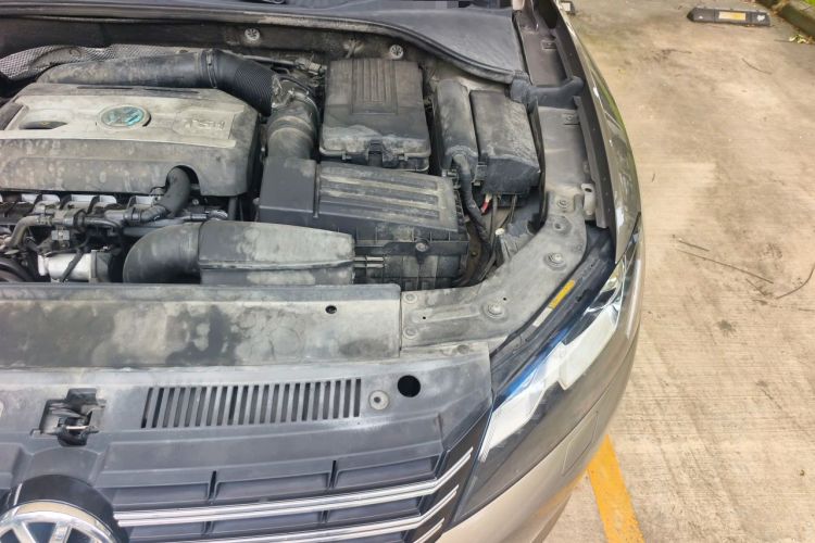 Used Volkswagen Passat 2014 2.0 TSI DSG Prestige Edition Engine Bay Left